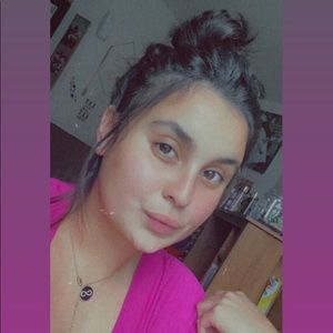 Meet your Posher, Nichole